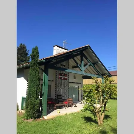 Maison Familiale De Caractere Baratzean 2* Holiday home *